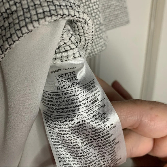 Banana Republic Textured Top - Picture 5 of 6